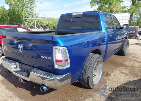 2010 Dodge Ram 1500 Slt/Sport/Trx z USA, uszkodzony, nr VIN 1D7RV1CT5AS104029